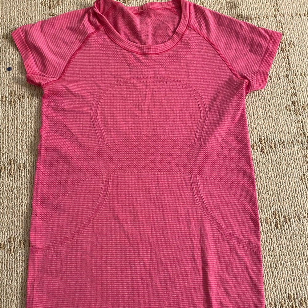 Lululemon swiftly tech T